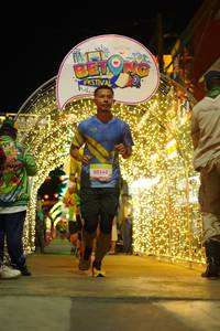 BIB: 50562
                            <button type="button" onclick="openModal(21832239)" class="btn btn-primary btn-sm float-right btn-popup" data-toggle="modal" data-target=".modal-high-quality">
                        <i class="fas fa-shopping-cart"></i> Add to Cart
                    </button>
                                            <button type="button" onclick="isThisMe(21832239, true)" class="btn btn-success btn-sm float-right btn-popup btn-isme hidden" data-toggle="tooltip" data-placement="bottom" title="นี่คือรูปของคุณใช่ไหม คลิกที่นี่เพื่อเอาเข้าอัลบั้ม">
                        <i class="fas fa-plus"></i> Add to album
                    </button>
                    <button type="button" onclick="isThisMe(21832239, false)" class="btn btn-warning btn-sm float-right btn-popup btn-isnotme hidden">
                        <i class="fas fa-ban"></i> Remove from album
                    </button>